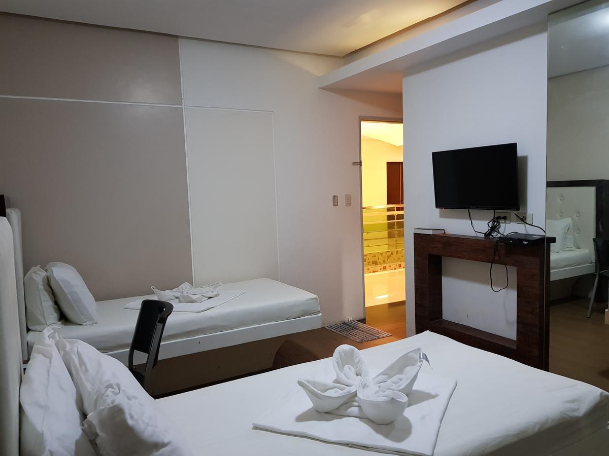 Hotel Giorgio General Santos City Luaran gambar